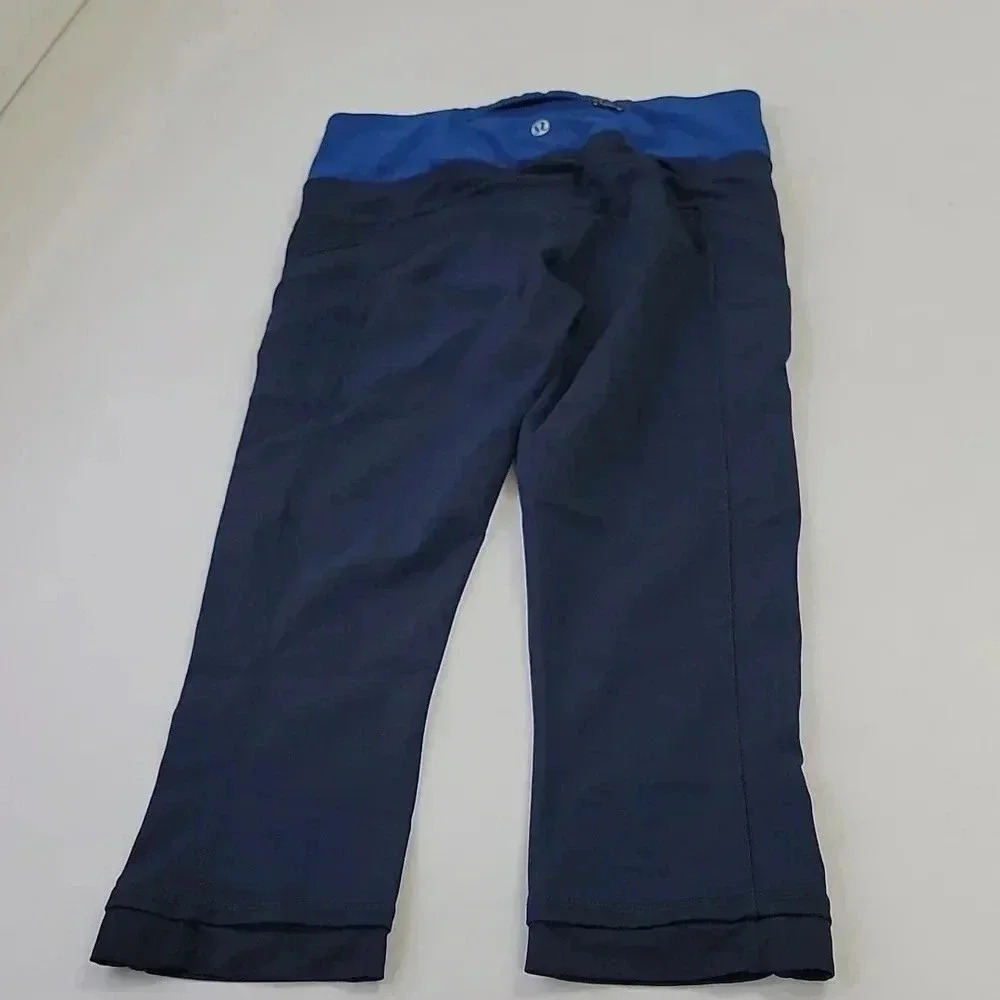 Lululemon Crop Leggings - Picture 5 of 8